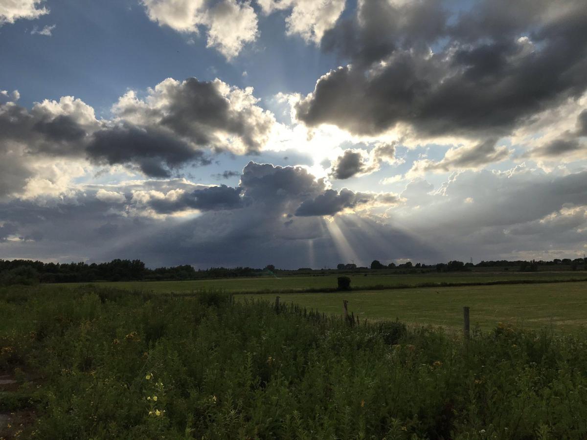 Park_Lingezegen_wolkenlucht.jpg